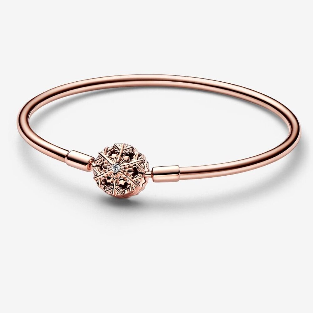 PANDORA Moments Sparkling Snowflake Clasp Bangle Rose Gold 17cm / 7.5 In NEW